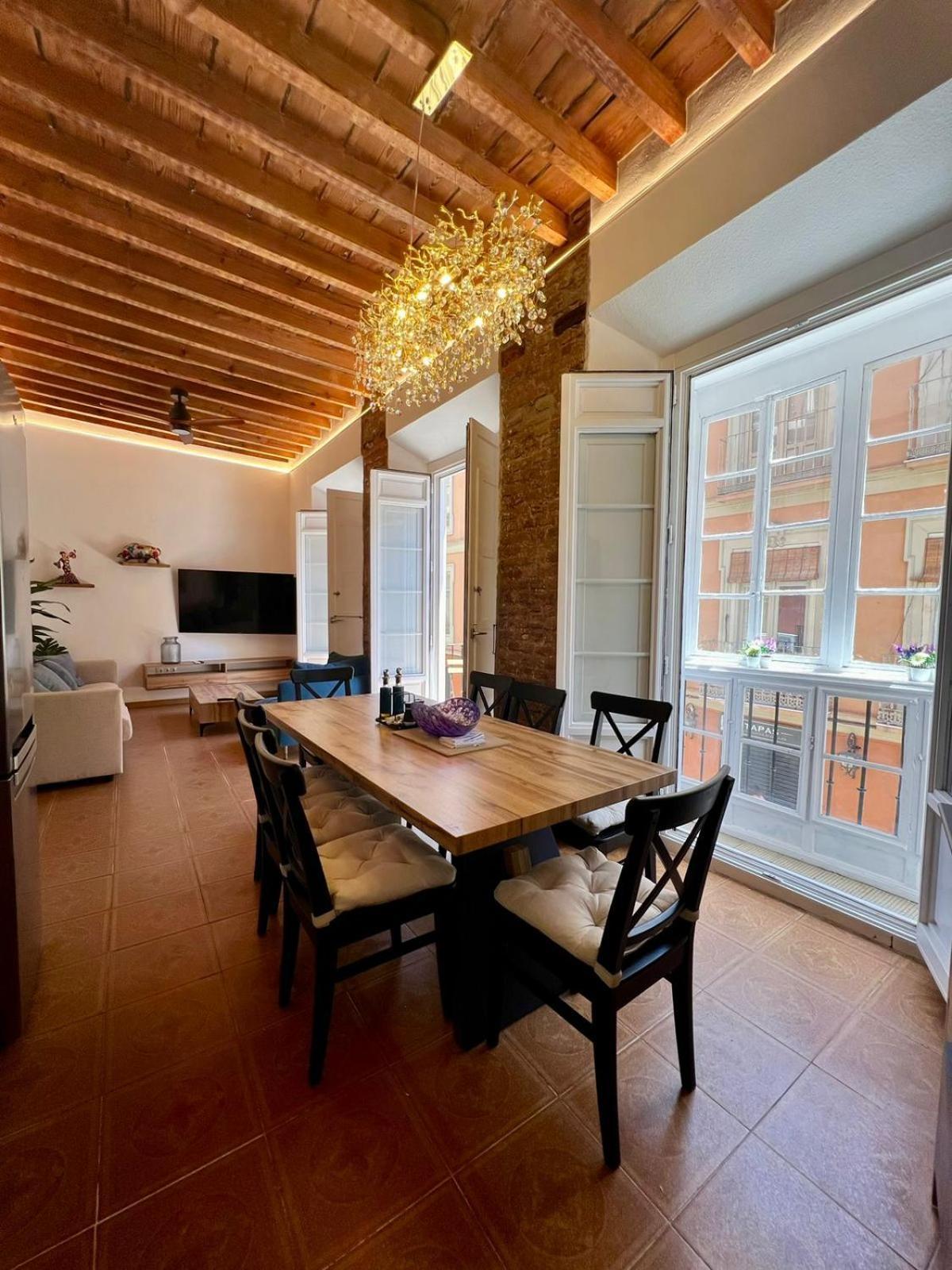 Casa Naty, Espacioso Renovado Apartamento En El Centro De マラガ エクステリア 写真