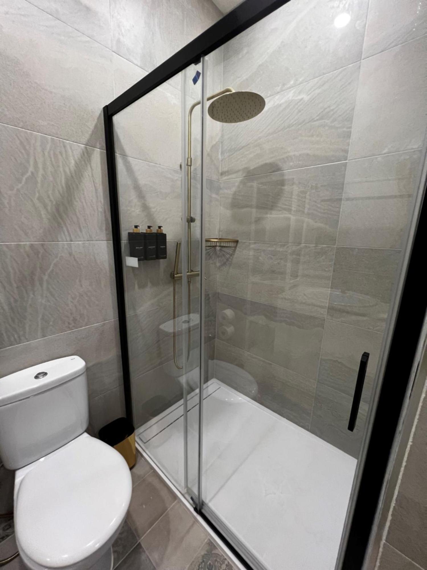 Casa Naty, Espacioso Renovado Apartamento En El Centro De マラガ エクステリア 写真